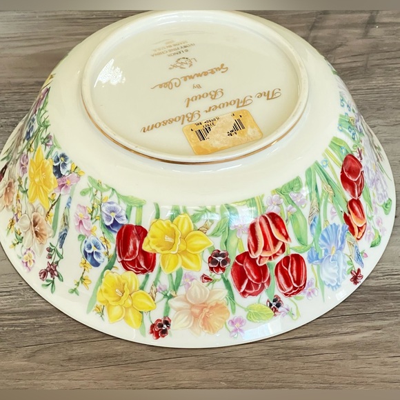 Lenox flower blossom serving bowl - Picture 7 of 7